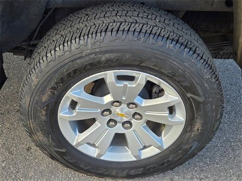 Used 2022 Chevrolet Colorado LT w/ Fleet Safety Package image 11