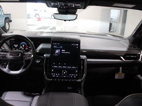New 2026 GMC Yukon XL Elevation w/ Elevation Premium Package AWD/4WD image 3