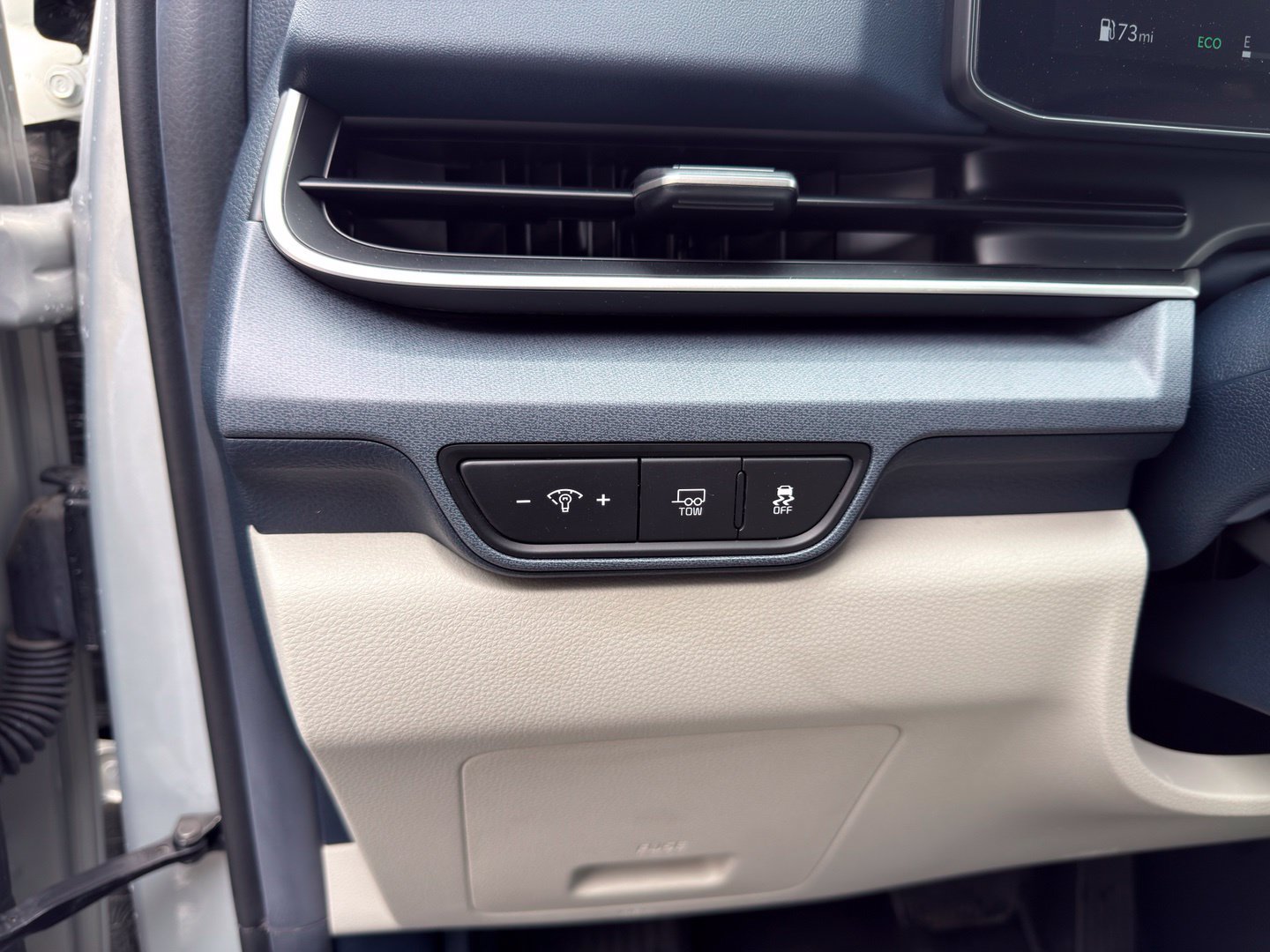 Used 2026 Kia Carnival SX FWD image 22