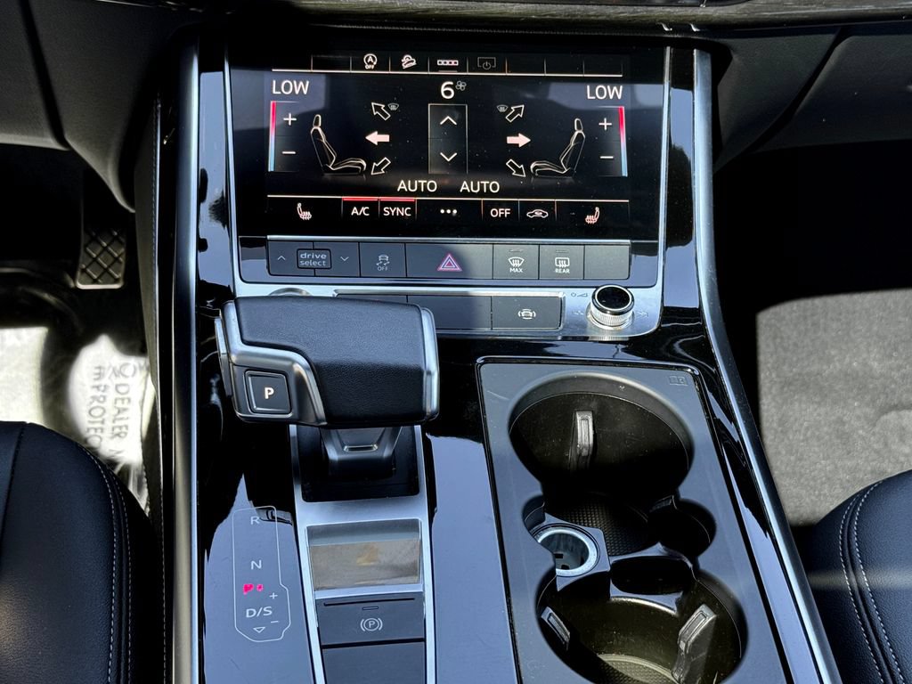 Used 2025 Audi Q7 3.0T Premium Plus AWD/4WD image 30