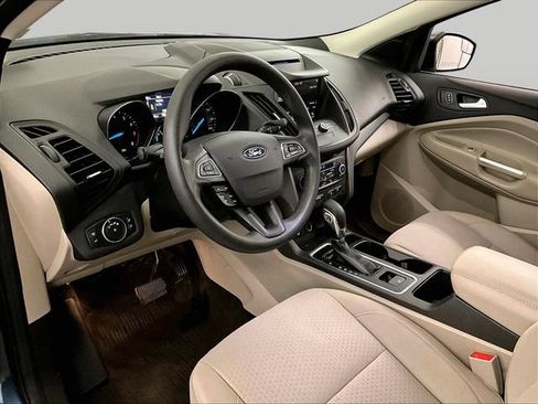 Used 2018 Ford Escape SE w/ SE Sync 3 Package AWD/4WD image 12