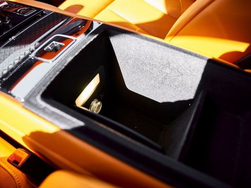 Used 2024 Rolls-Royce Cullinan Black Badge image 69