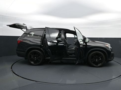 Used 2022 Honda Pilot Black Edition image 40