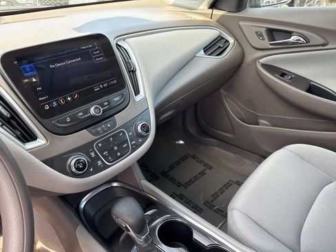 Used 2024 Chevrolet Malibu LT FWD image 20