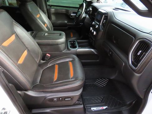 Used 2020 GMC Sierra 1500 AT4 w/ AT4 Premium Package image 14