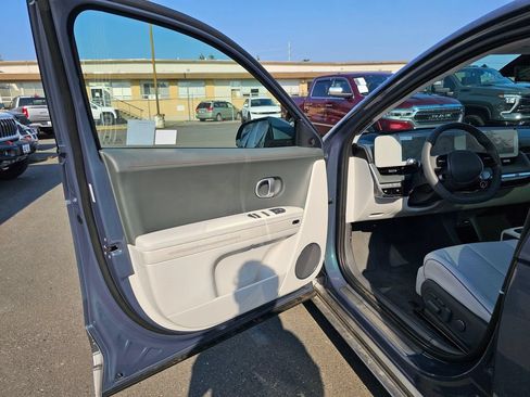 Used 2024 Hyundai Ioniq 5 Limited RWD image 18