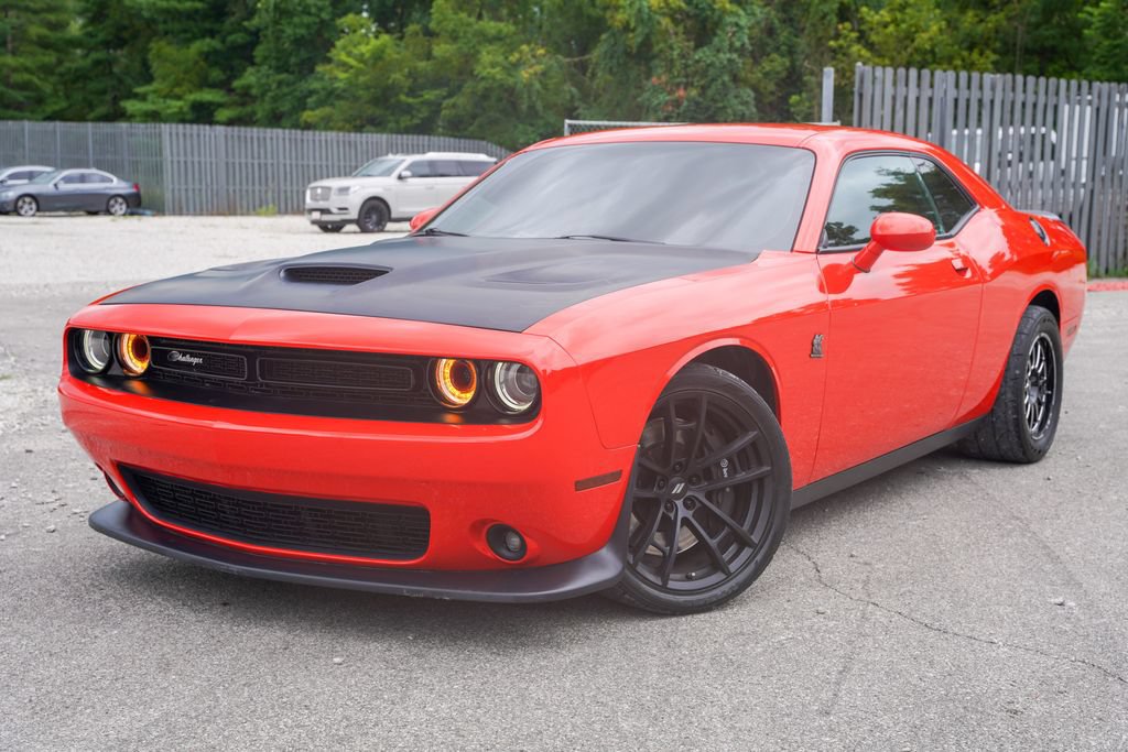 Used 2020 Dodge Challenger R/T Scat Pack w/ Dynamics Package RWD image 3