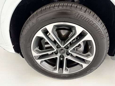Used 2025 Audi Q5 Premium Plus AWD/4WD image 29