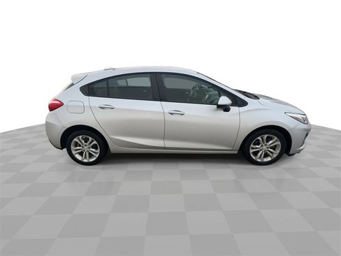 Certified 2019 Chevrolet Cruze LS w/ LS Convenience Package image 9