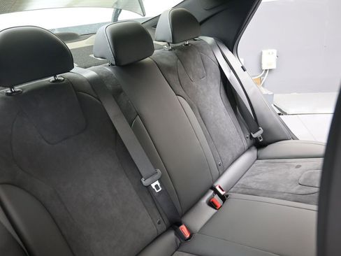 New 2025 Hyundai Elantra N image 16