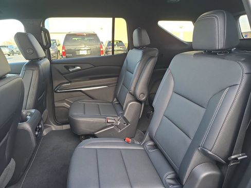 New 2026 Chevrolet Traverse LT w/ Midnight/Sport Edition image 13