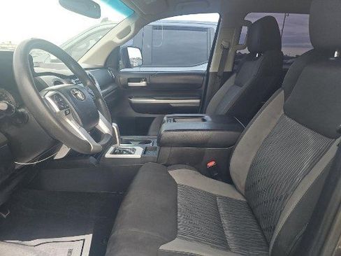 Used 2014 Toyota Tundra SR5 w/ SR5 Upgrade Package image 5