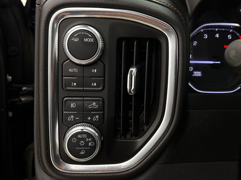 Used 2022 GMC Sierra 1500 AT4 w/ AT4 Preferred Package AWD/4WD image 24