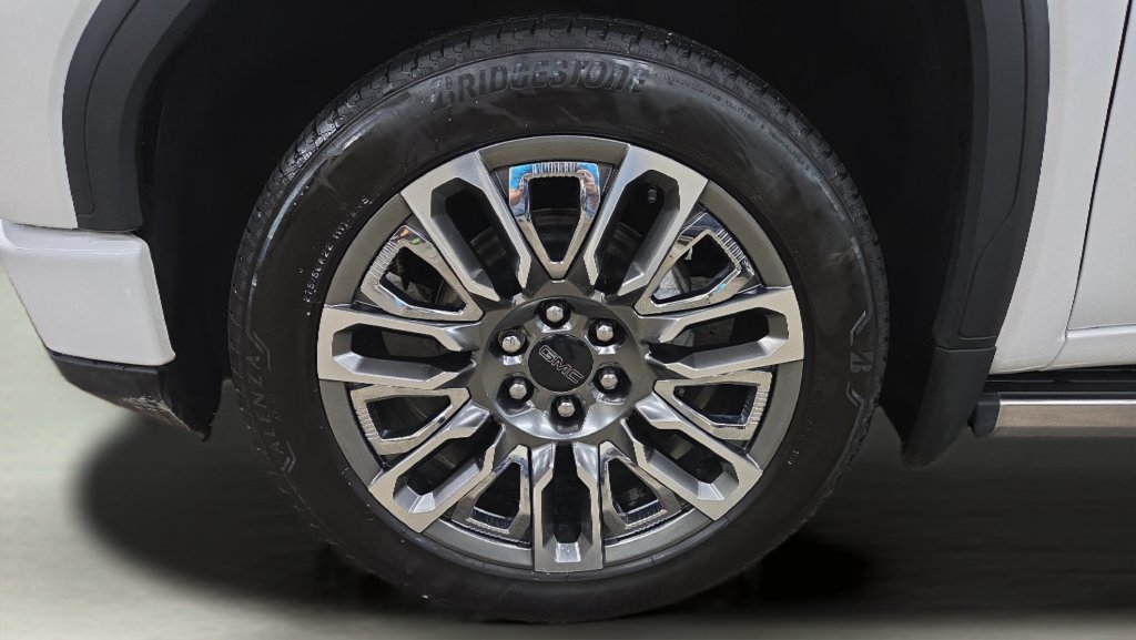 Used 2023 GMC Sierra 1500 Denali Ultimate AWD/4WD image 38