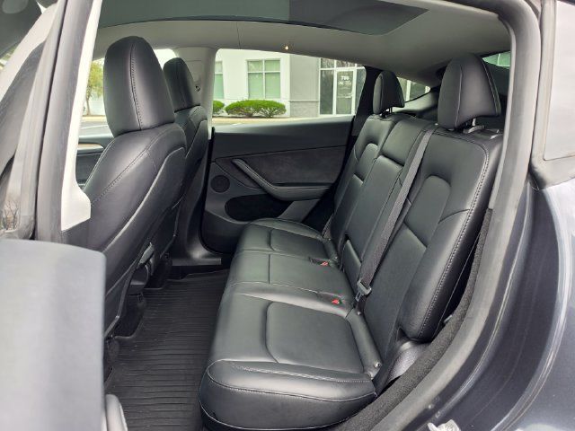 Used 2024 Tesla Model Y Performance AWD/4WD image 30