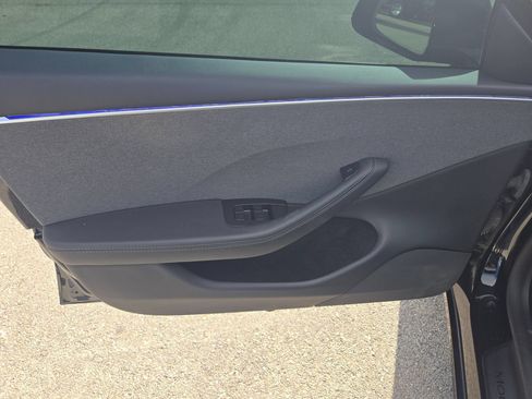 Used 2024 Tesla Model 3 Standard Range RWD image 12