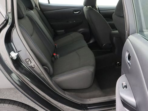 Used 2015 Nissan Leaf S w/ Charge Package FWD image 33
