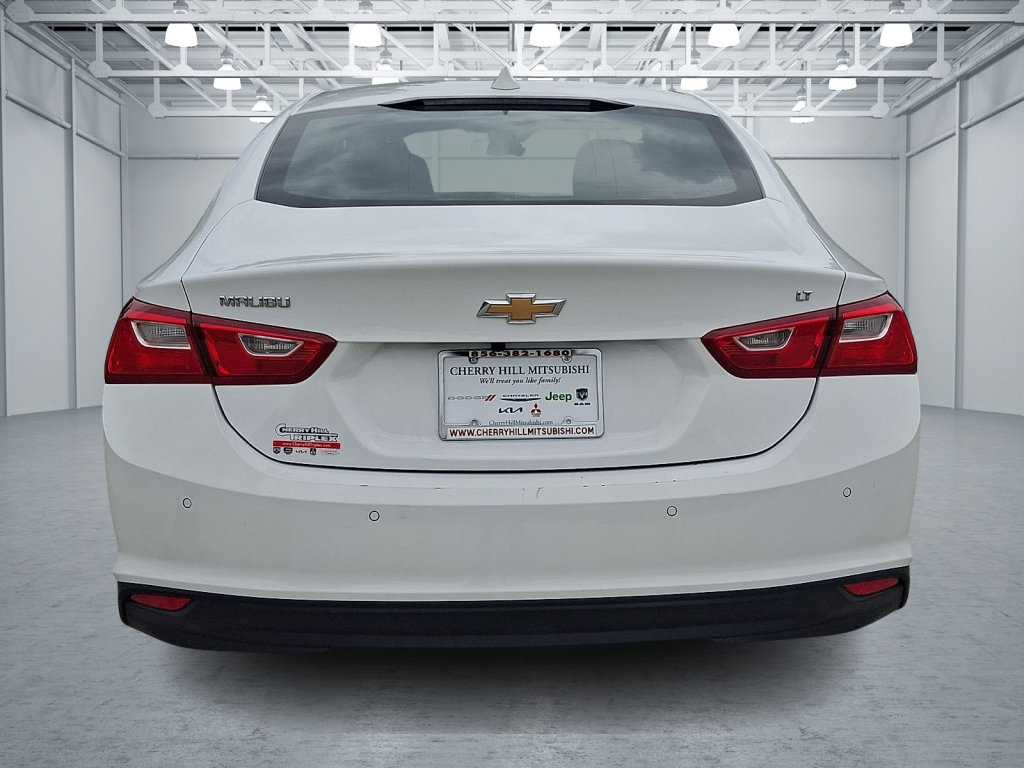 Used 2024 Chevrolet Malibu LT FWD image 4