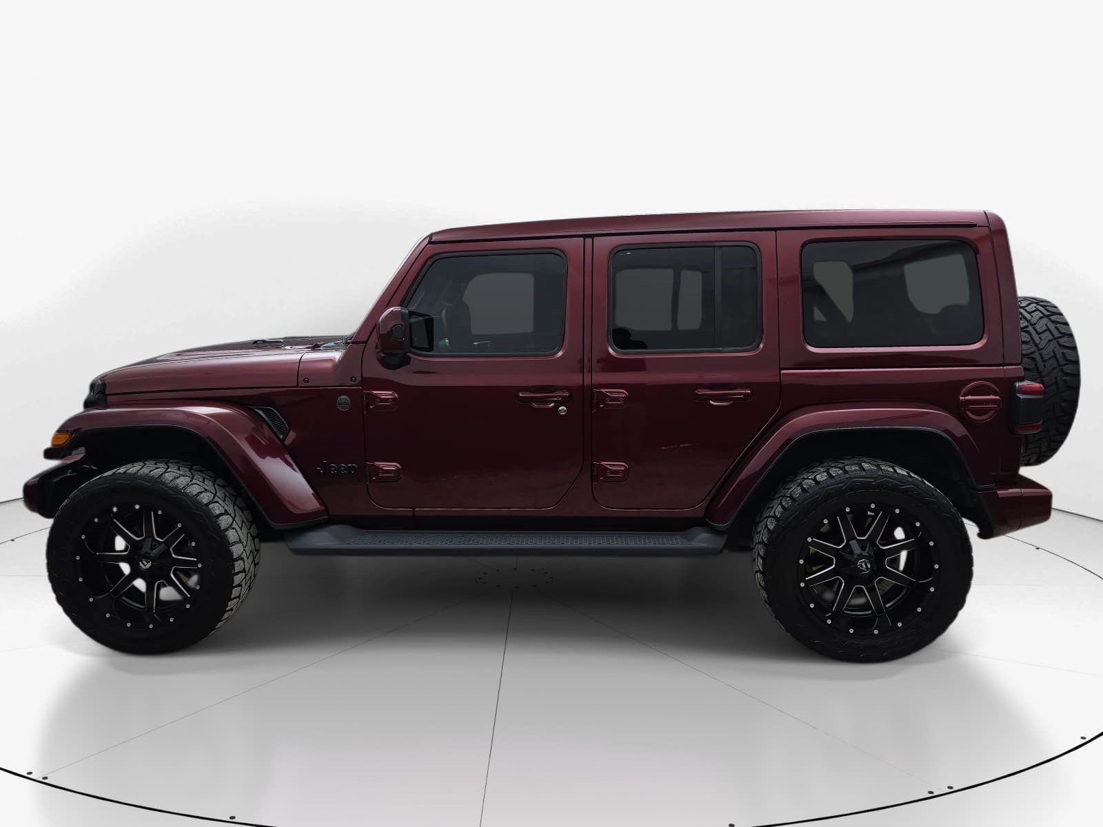 Used 2021 Jeep Wrangler Unlimited Sahara AWD/4WD image 7