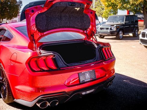 Used 2021 Ford Mustang Shelby GT500 w/ Technology Package image 31