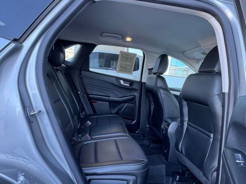 Used 2022 Ford Escape SEL image 33