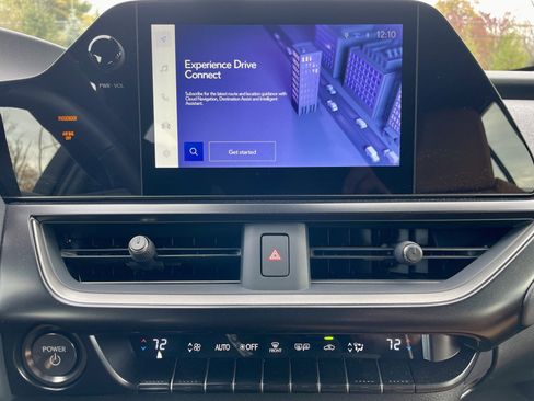 Used 2025 Lexus UX 300h AWD image 19