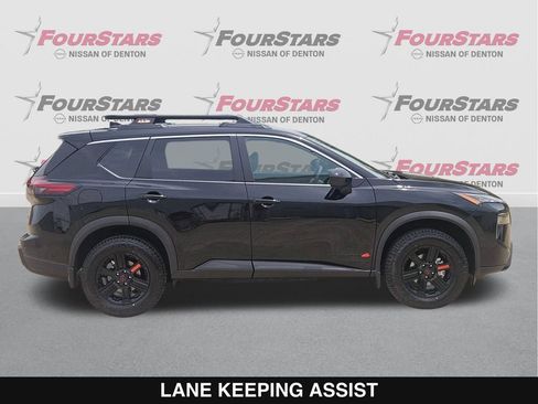 New 2026 Nissan Rogue SV AWD/4WD image 3