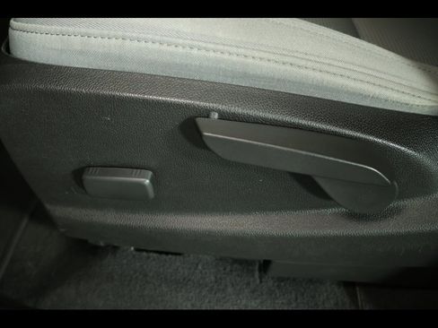 Used 2021 Chevrolet Colorado W/T w/ Custom Special Edition image 21