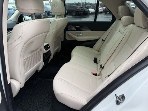 New 2026 Mercedes-Benz GLE 350 4MATIC image 9