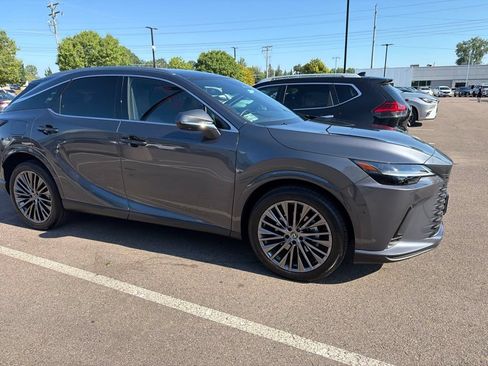 Used 2025 Lexus RX 450h AWD w/ Convenience Package image 19