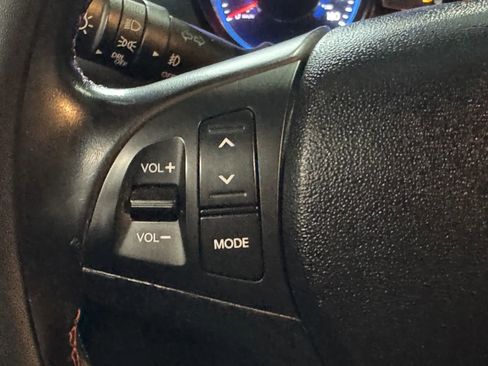 Used 2014 Hyundai Genesis 3.8 image 19