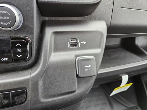 New 2026 RAM ProMaster 2500 FWD image 25