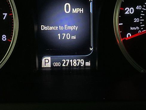 Used 2015 Toyota Camry XSE w/ Moonroof Package image 35