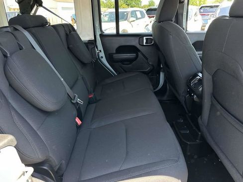 Used 2023 Jeep Wrangler Unlimited w/ Cold Weather Group AWD/4WD image 22