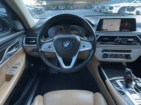 Used 2017 BMW 750i 750i image 22