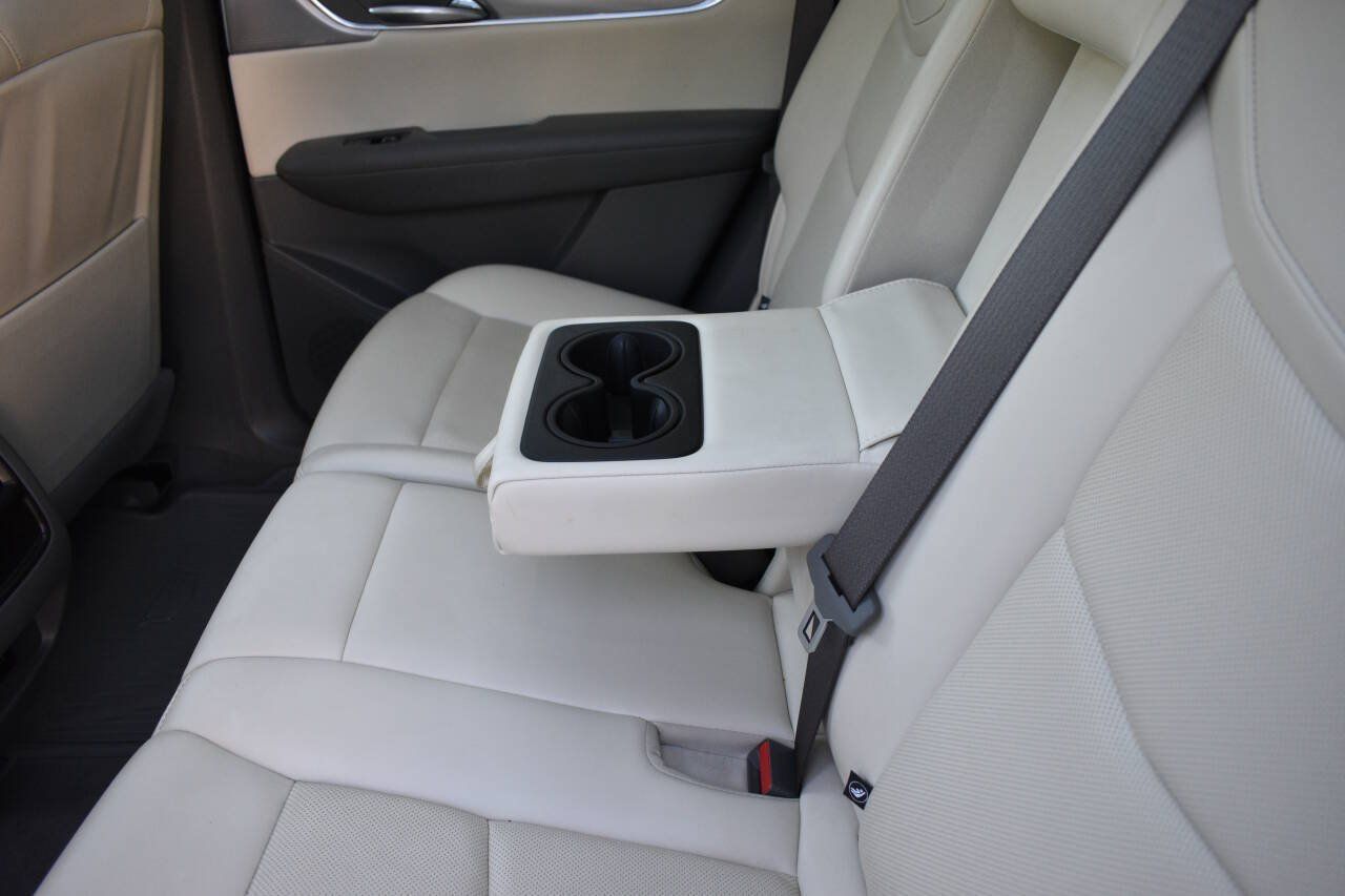 Used 2021 Cadillac XT5 Premium Luxury AWD/4WD image 14