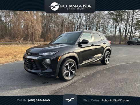 Used 2023 Chevrolet TrailBlazer RS w/ Sun and Liftgate Package image 1