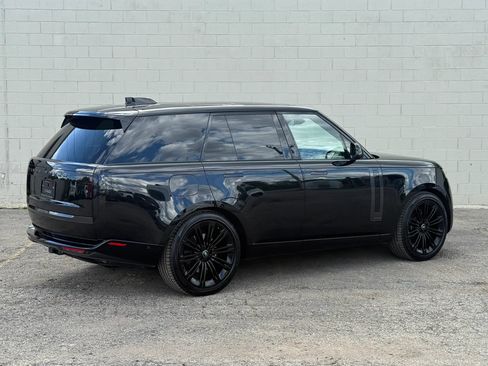 Used 2024 Land Rover Range Rover Autobiography AWD/4WD image 10