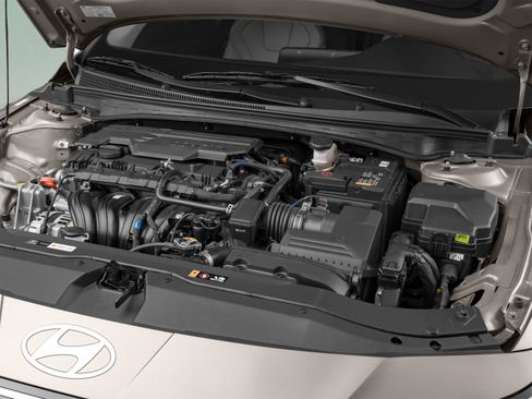 Used 2024 Hyundai Elantra Limited FWD image 15