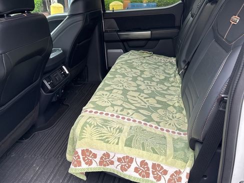 Used 2021 Ford F150 Platinum w/ FX4 Off-Road Package image 4