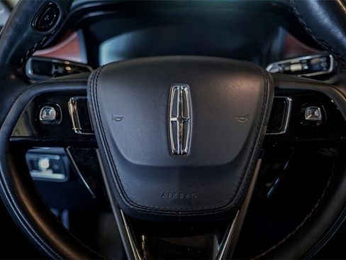 Used 2022 Lincoln Aviator Reserve w/ Equipment Group 201A image 11