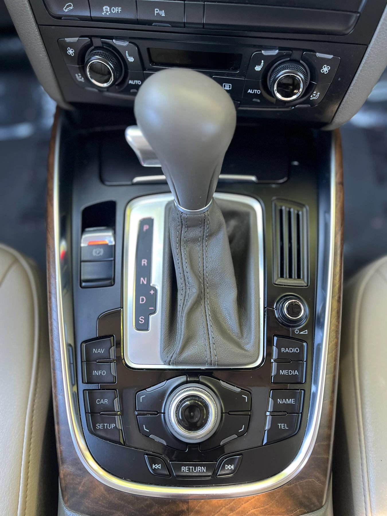 Used 2011 Audi Q5 3.2 Premium Plus AWD/4WD image 17