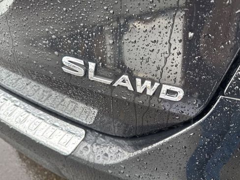 Used 2016 Nissan Rogue SL w/ SL Premium Package image 12