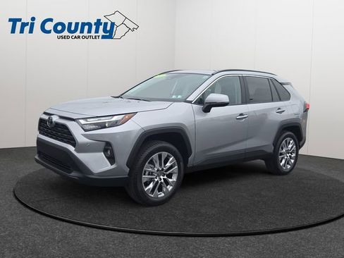 Used 2025 Toyota RAV4 XLE Premium w/ Weather Package AWD/4WD image 3