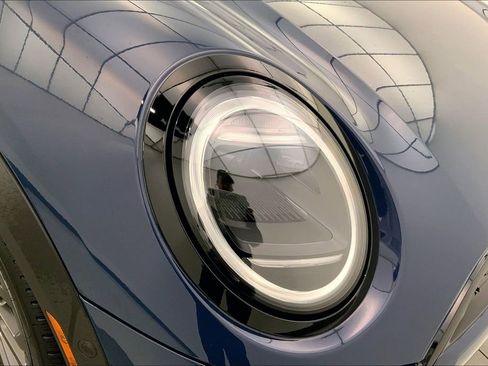 Certified 2025 MINI Cooper S image 27