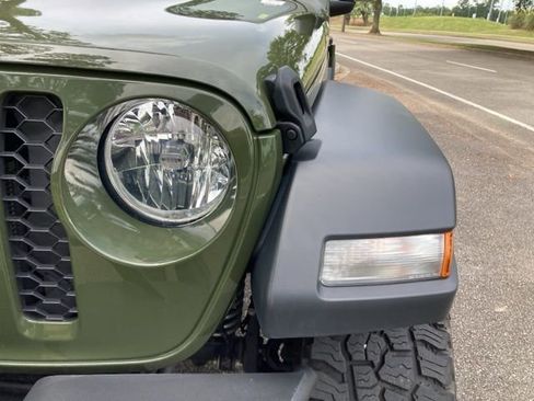 Used 2024 Jeep Wrangler Sport S image 11