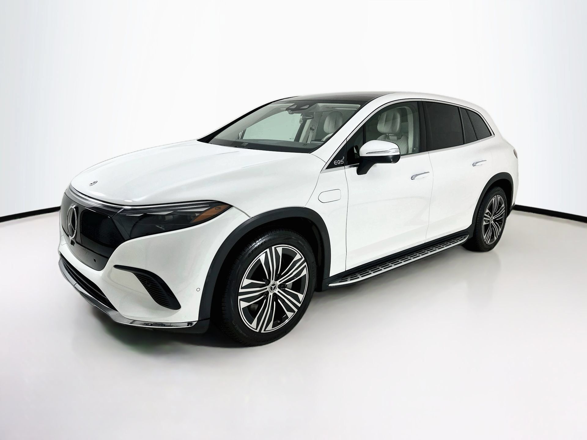 Certified 2023 Mercedes-Benz EQS 450+ SUV image 3