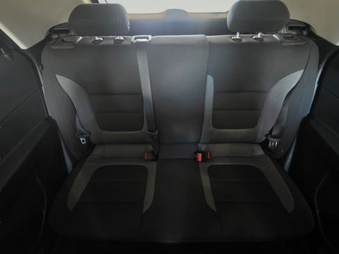 Used 2023 Chevrolet TrailBlazer LT FWD image 27