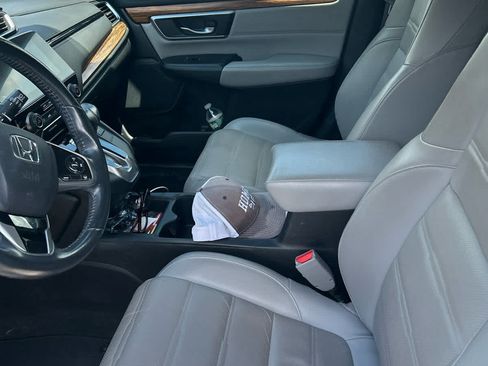 Used 2019 Honda CR-V Touring image 10