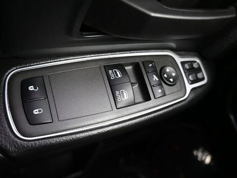 Used 2023 RAM 2500 Tradesman image 23